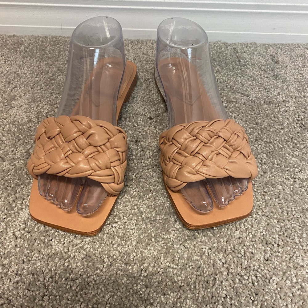 Marc Fisher Braided Tan Slide Sandals Size 8